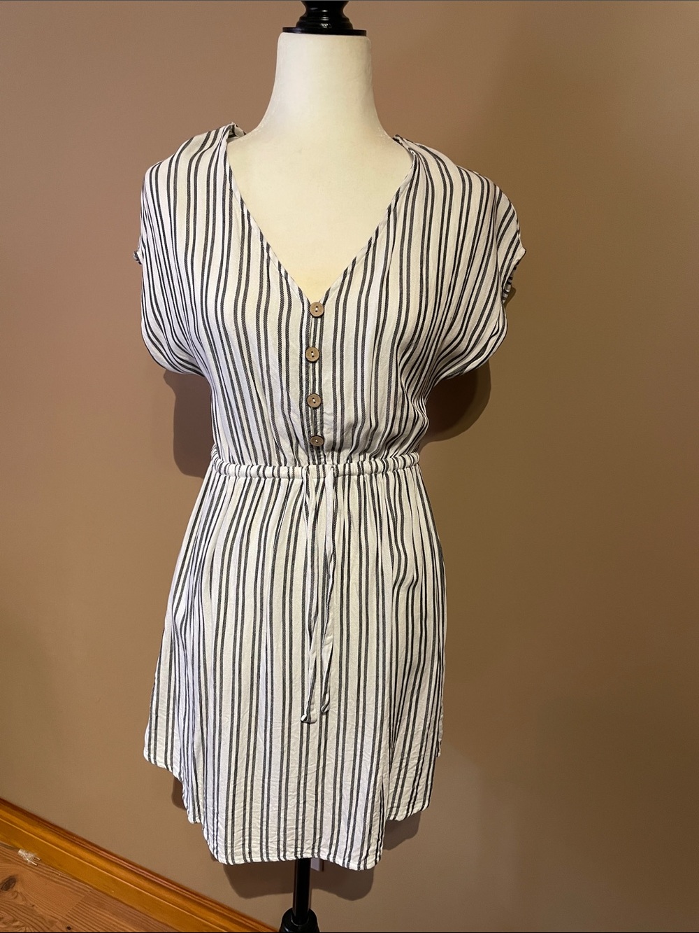 Women's Tropik Striped V-Neck Drawstring Mini Dress - White & Black